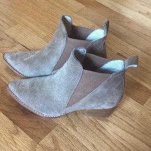 Sol Sana heeled tan booties